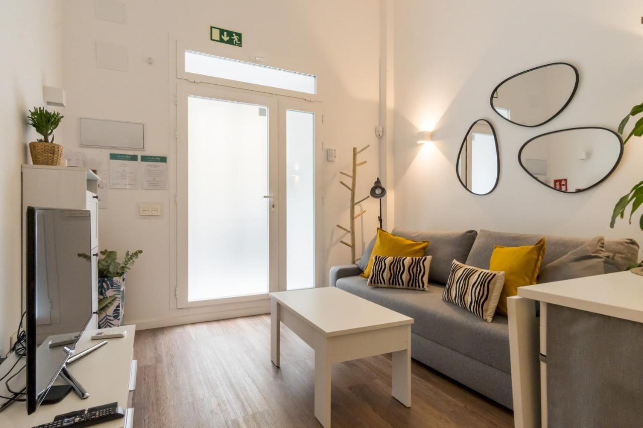 Modern And Cozy- 1 Bedroom 1 Bathroom -Lavapies Madrid Exterior photo