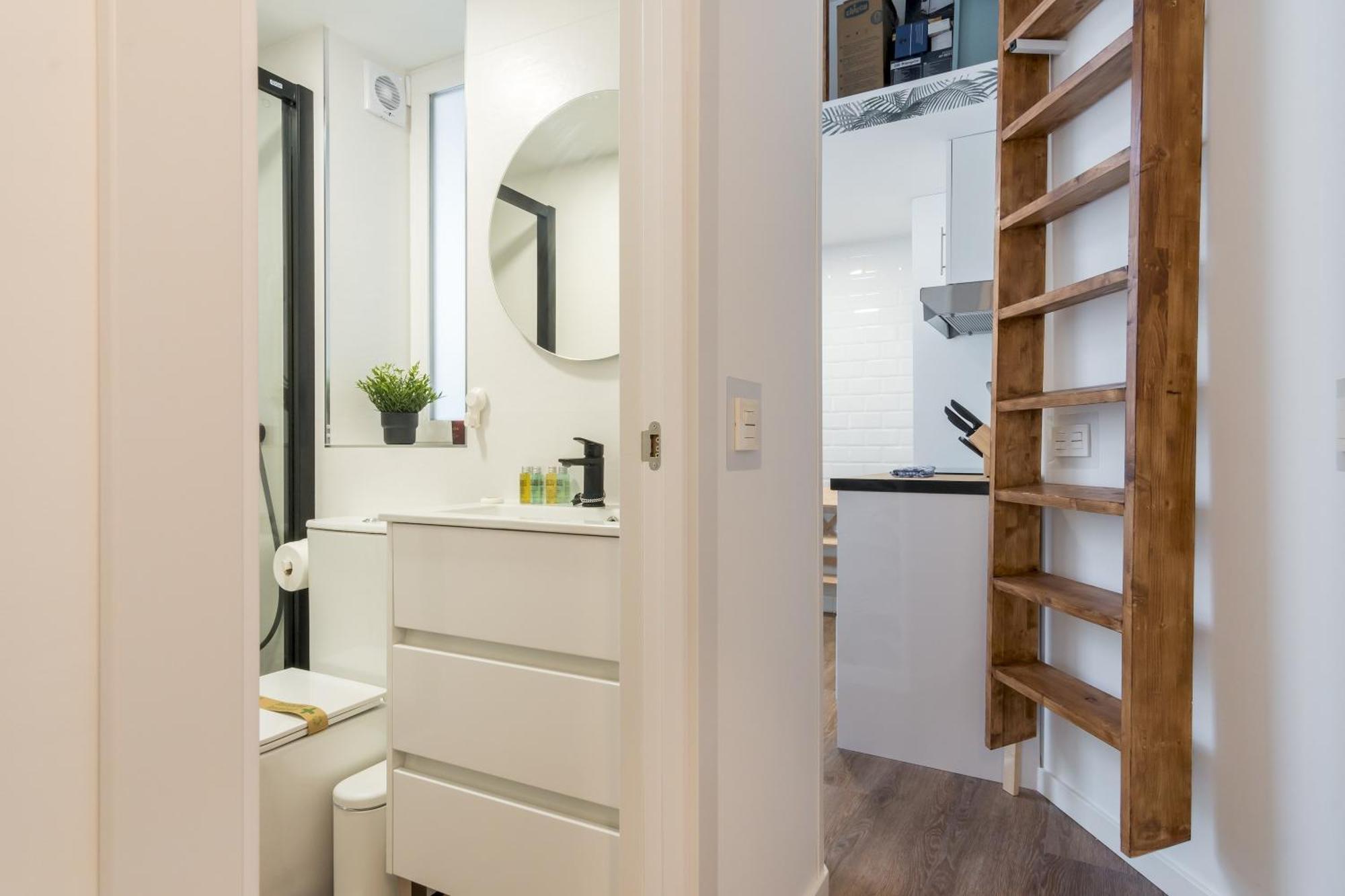 Modern And Cozy- 1 Bedroom 1 Bathroom -Lavapies Madrid Exterior photo